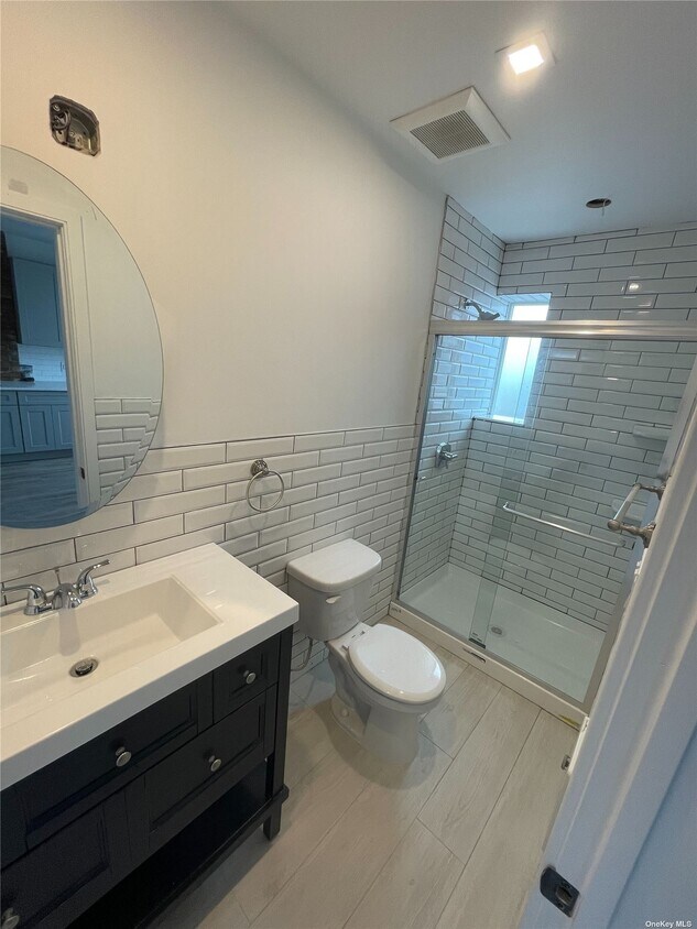 Foto del edificio - 112-16 Rockaway Beach Blvd