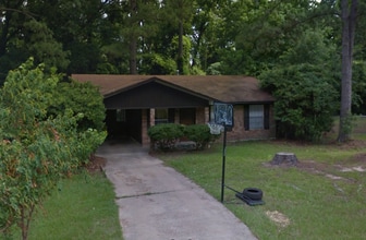 Building Photo - 306 Cartwright Dr