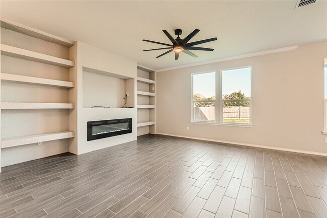 Building Photo - First time rental!