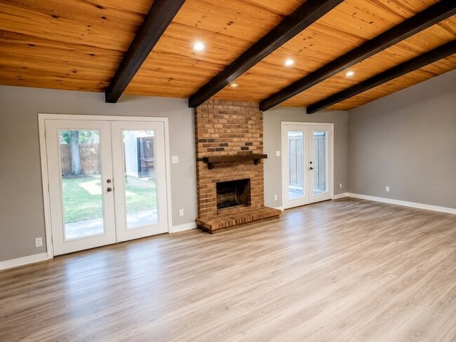 Building Photo - 5114 Enchanted Timbers Dr