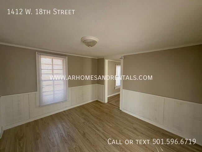 Building Photo - 1412 W 18th St