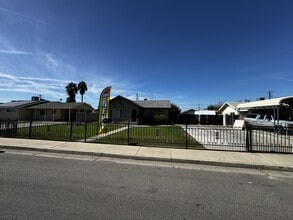 Building Photo - 1701 Belmont St