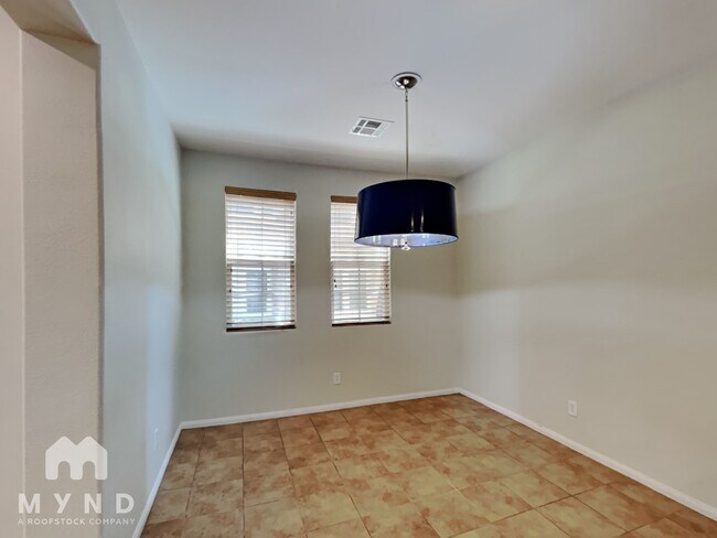Building Photo - 8456 Insignia Ave