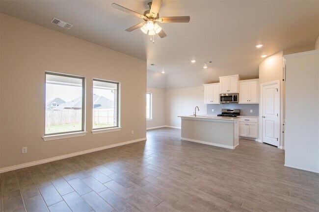 Foto del edificio - 8401 NW 162nd St