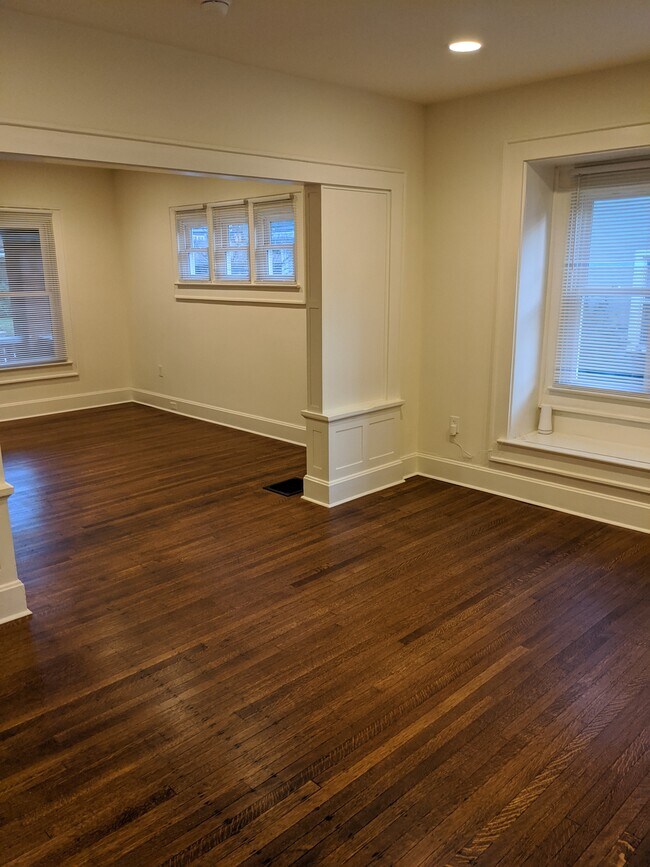 Foto del edificio - 5159 N Park Ave