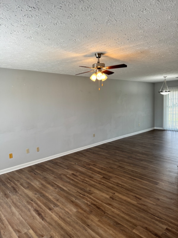 Foto del edificio - 481 Fox Harbour Dr