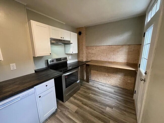 Foto del edificio - Dickinson Students - 3 Bedroom Available!