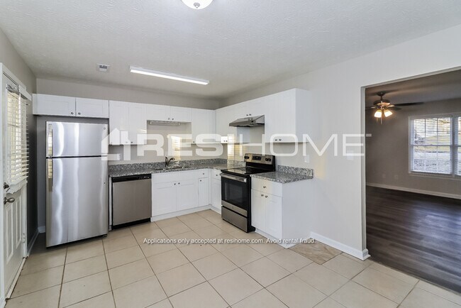 Building Photo - 6071 Chaseland Rd