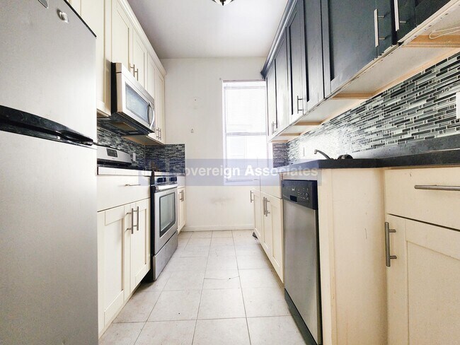 Building Photo - 149 Edgecombe