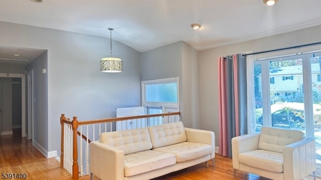 Building Photo - 42 Belleville Rd