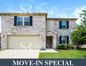 Building Photo - 1616 Megan Creek Dr