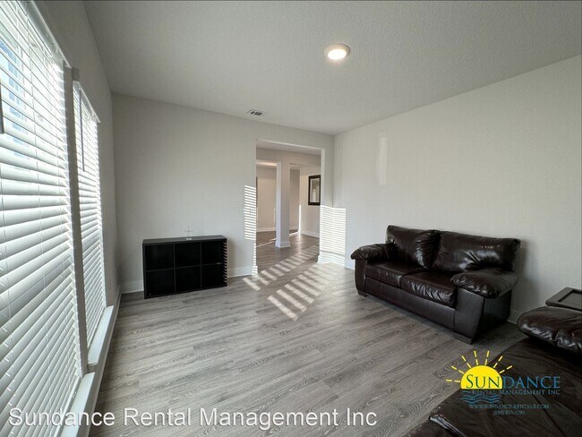 Foto del edificio - 4 br, 3 bath House - 2452 Dakota Way