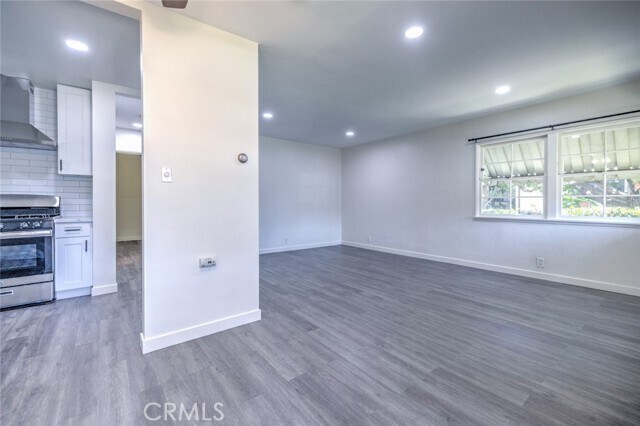 Building Photo - 12123 Rose Dr
