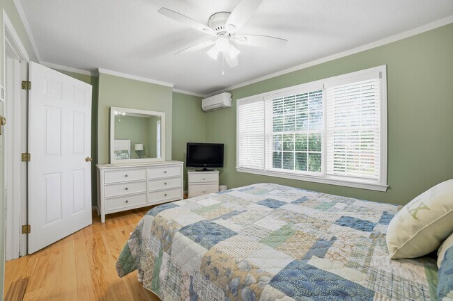 Foto del edificio - 3 Rosewood Ln