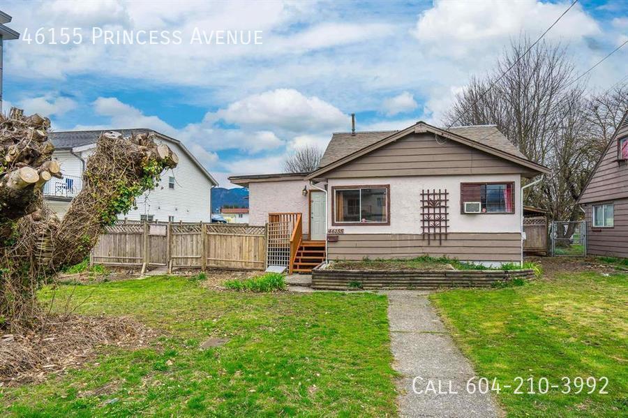 Primary Photo - Rustic Home In Downtown Chilliwack