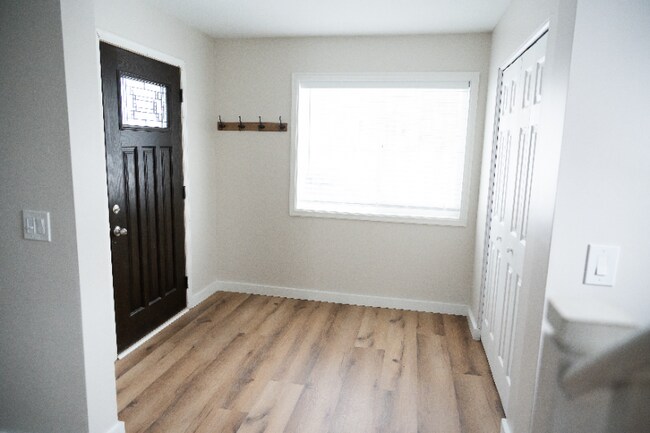 Building Photo - 232 Ione Ave NE