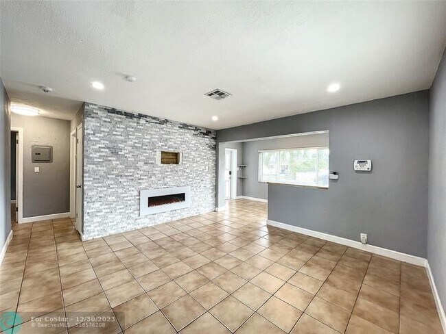 Foto del edificio - 2649 Johnson St