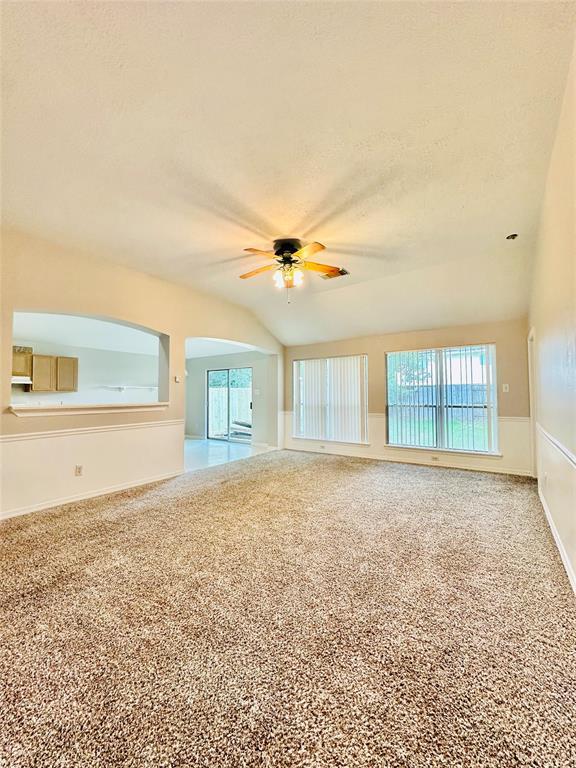 Foto del edificio - 6406 Liberty Valley Dr