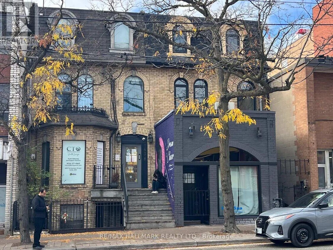 Primary Photo - 440 Parliament St