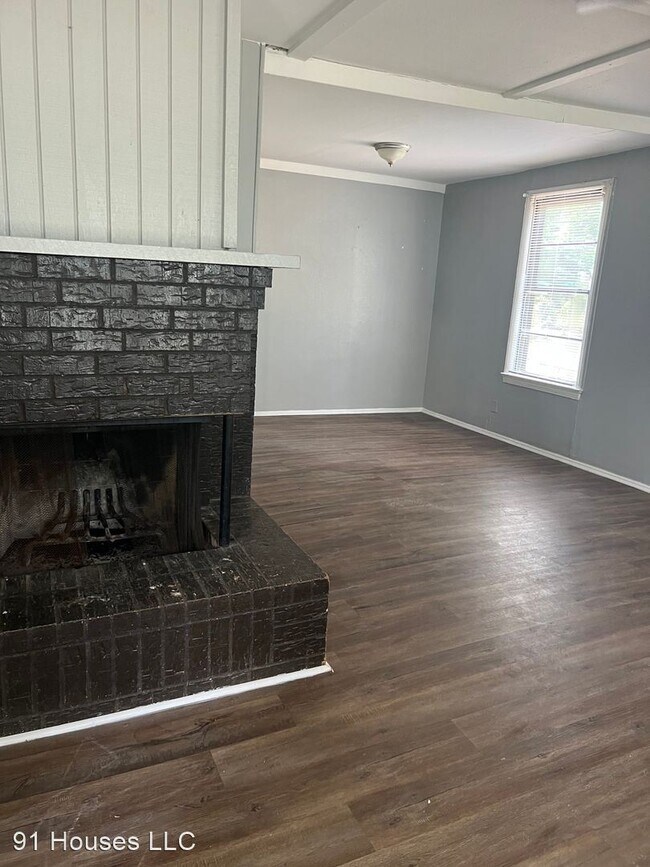 Building Photo - 3 br, 2 bath House - 1515 Belwood