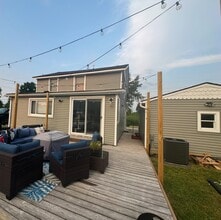 Building Photo - 7738 Oceanside Dr