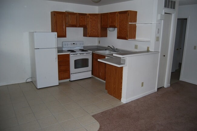 Foto del edificio - One Bedroom Apartment For Rent Near CU At Wimbelton ll