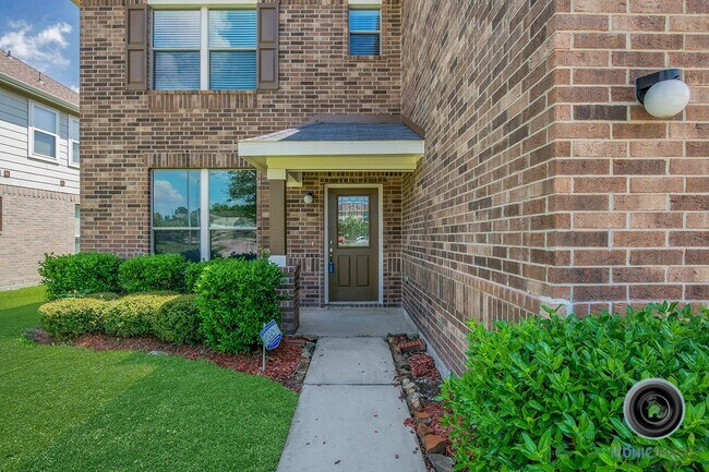 Foto del edificio - 29434 Legends Bluff Dr