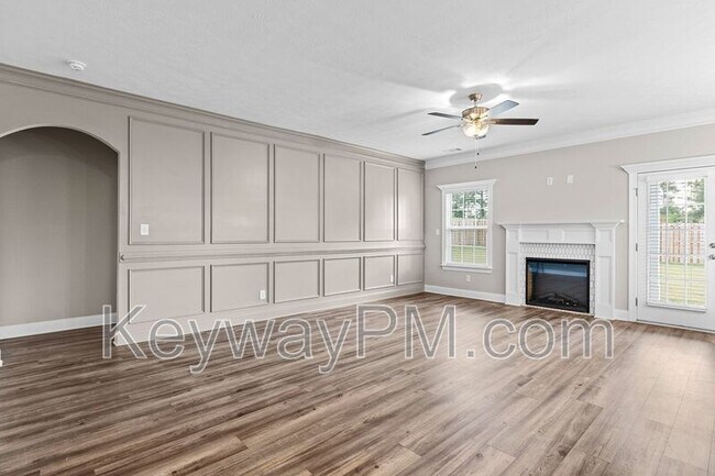 Building Photo - 5921 Big Pond Trl