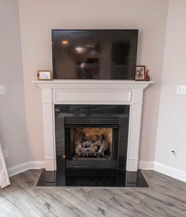 Building Photo - 1029 Loretta Ln