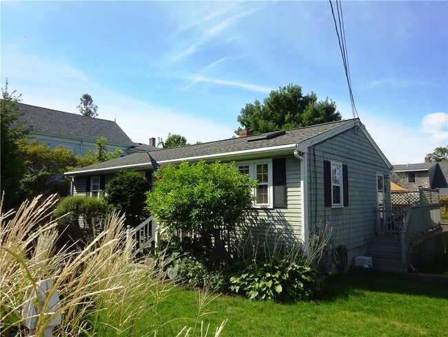 Building Photo - 79 Dewolf Ave