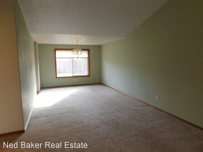 Foto del edificio - 3 br, 2 bath House - 3248 18th Ave. SE