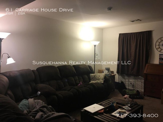 Foto del edificio - 61 Carriage House Dr