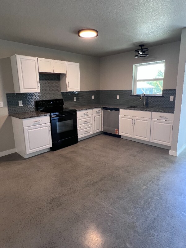 Building Photo - 404 Scott St