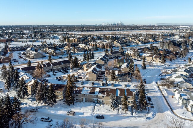 Photo aérienne - Hartford County Townhomes