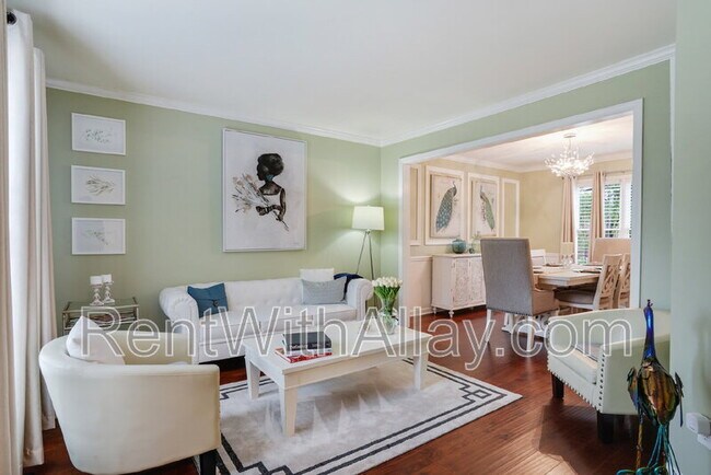 Foto del edificio - 371 Fenbrook Way SW