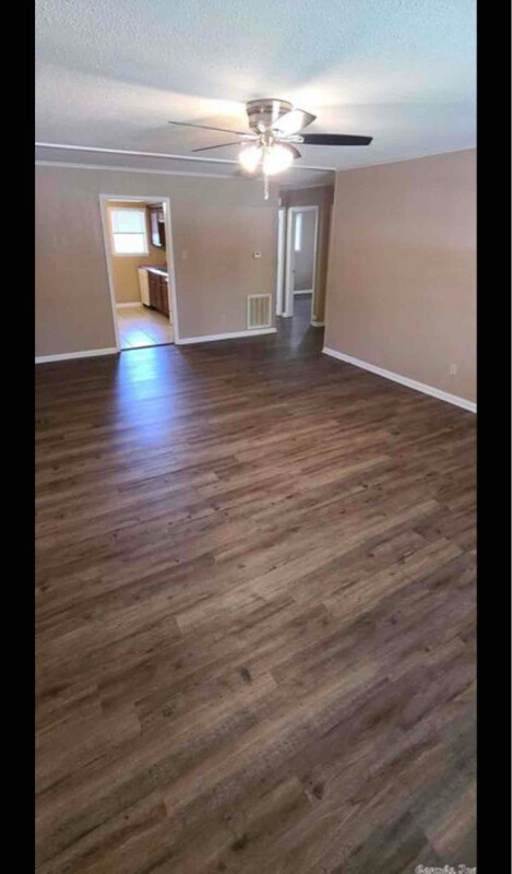 Building Photo - 2126 W 38th St
