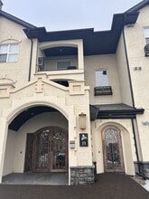 Building Photo - 415 Hunter Rd