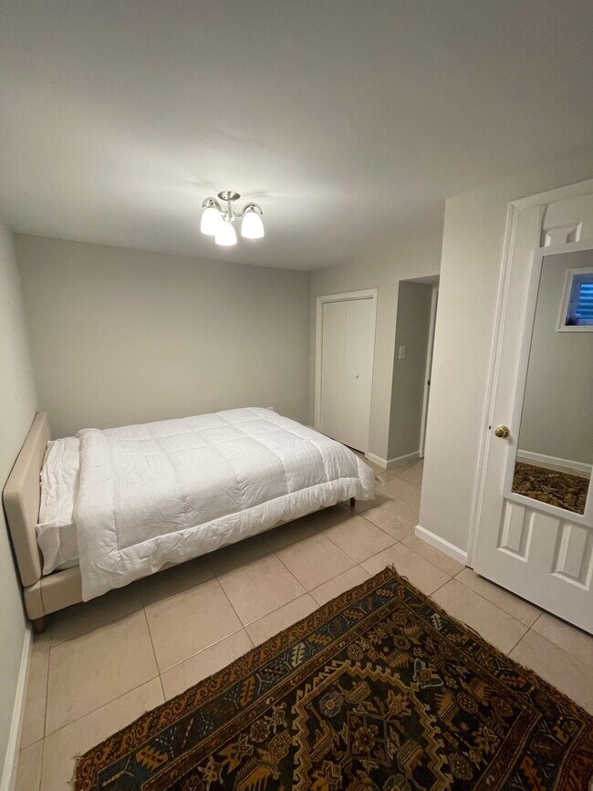 12 Lawngate Ct, Rockville, MD 20854 House Rental in Rockville, MD