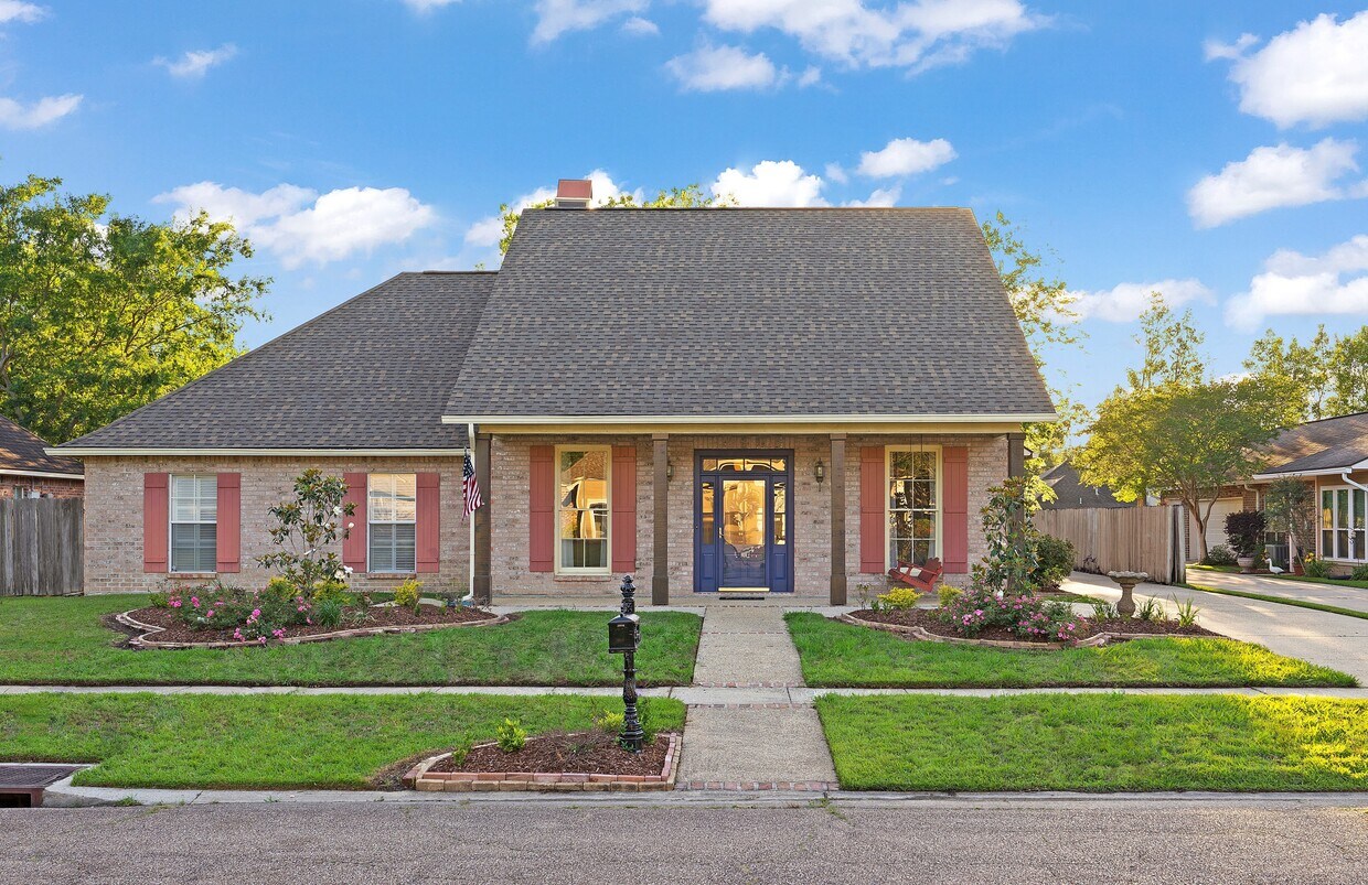 Front Yard - 1632 Heatherview Ct