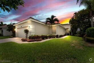 Building Photo - 8541 Peppertree Way