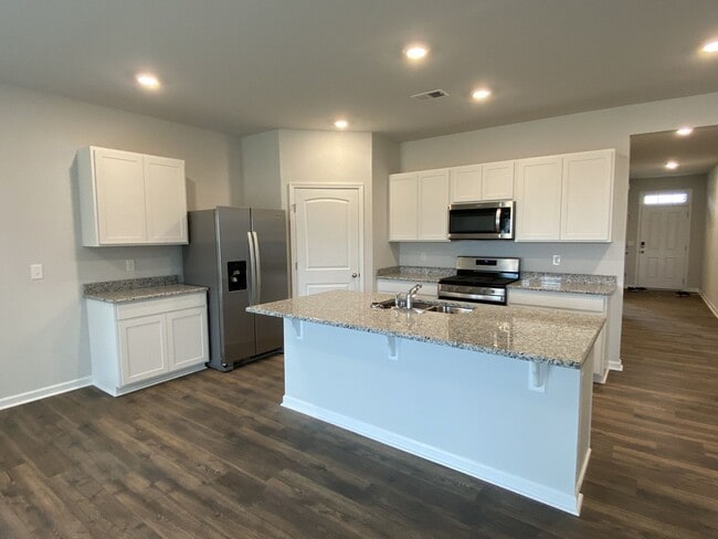Building Photo - 5058 Hunters Village Dr