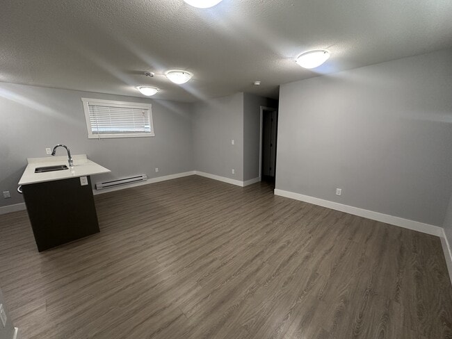 Building Photo - 3210 Green Brook Rd