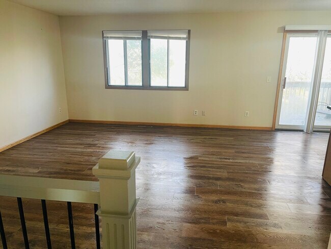 Foto del edificio - 12909 Oliver Ave S