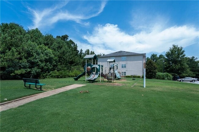 Foto del edificio - 6303 Waldrop Pl