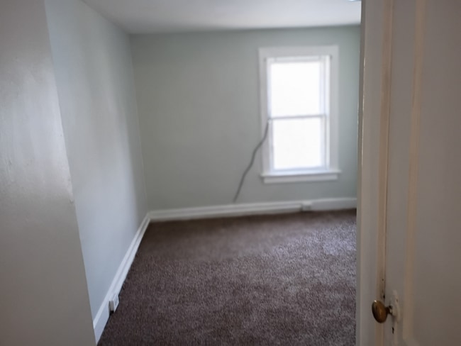 Building Photo - 6 Serrell Ave