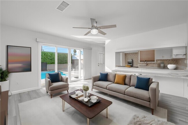 Foto del edificio - 14742 Dunton Dr