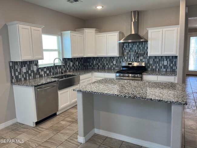 Building Photo - 3929 Desert Bluff Dr
