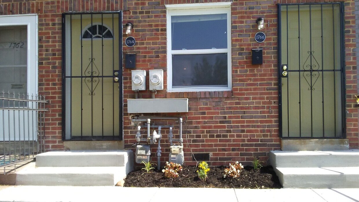 Foto principal - Capitol Hill/ H street - Renovated 1 bedroom apartment w/parking