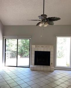 Foto del edificio - 4108 Hanging Moss Ct