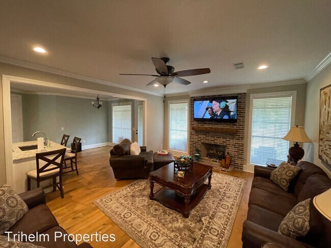 Building Photo - 5 br, 3 bath House - 134 Sunflower Rd